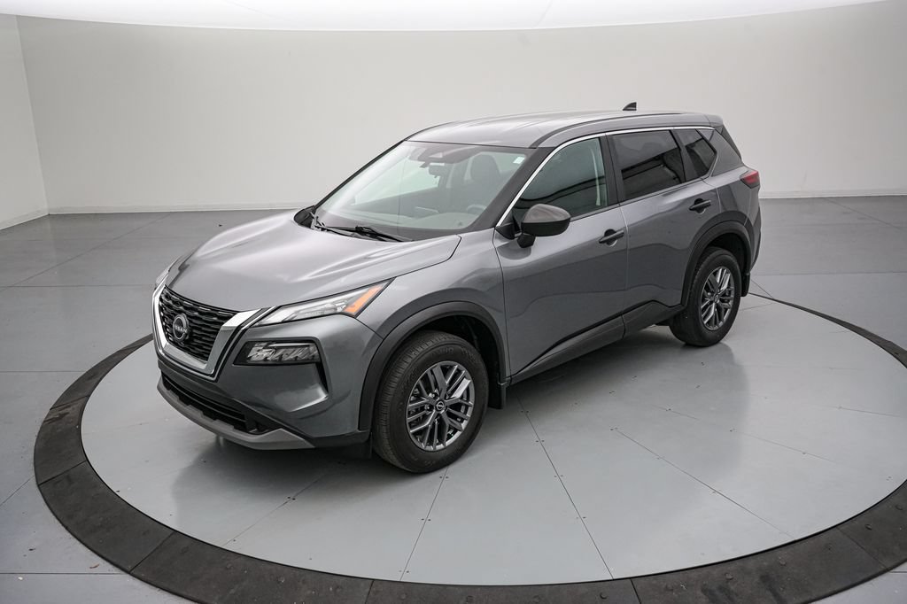 Used 2023 Nissan Rogue S AWD/4WD image 8