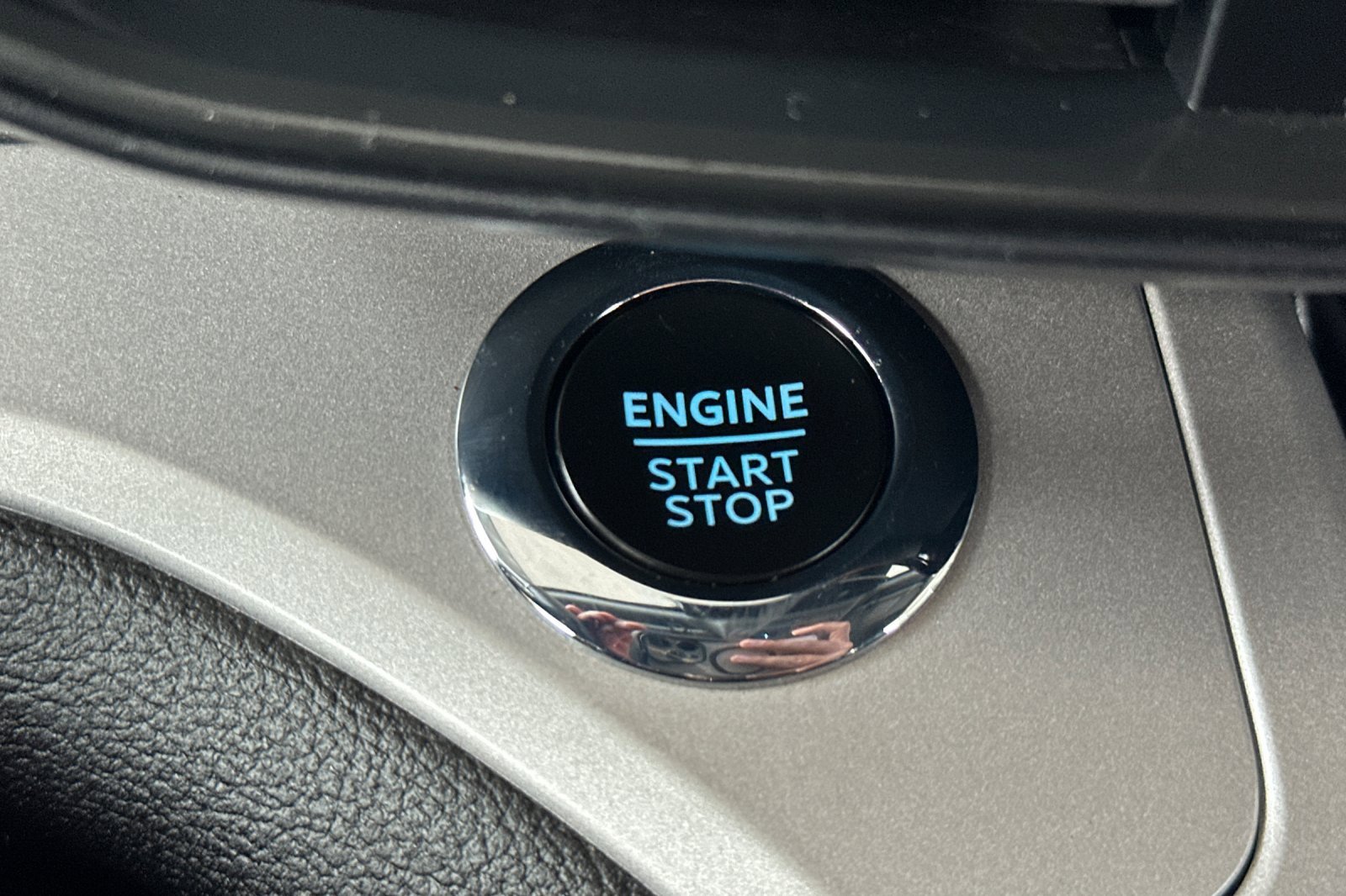 Certified 2023 Ford Explorer XLT image 22