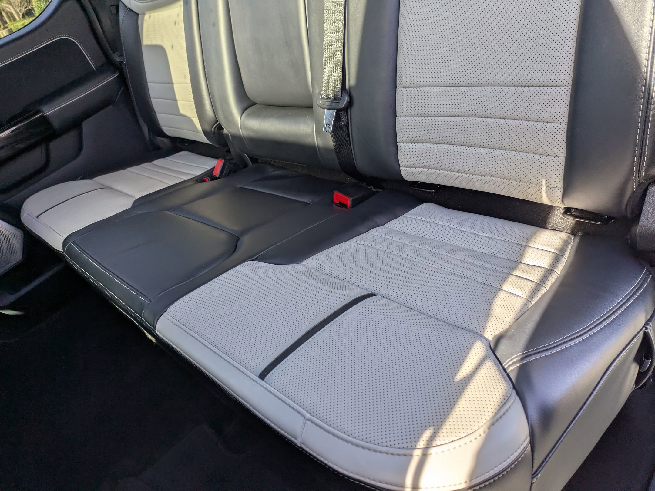 Certified 2024 Ford F150 Lightning Platinum image 33