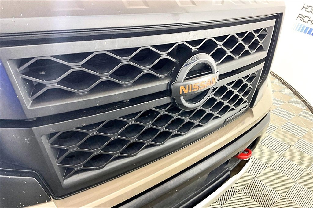 Used 2021 Nissan Titan PRO-4X w/ Pro-4x Utility Package image 21