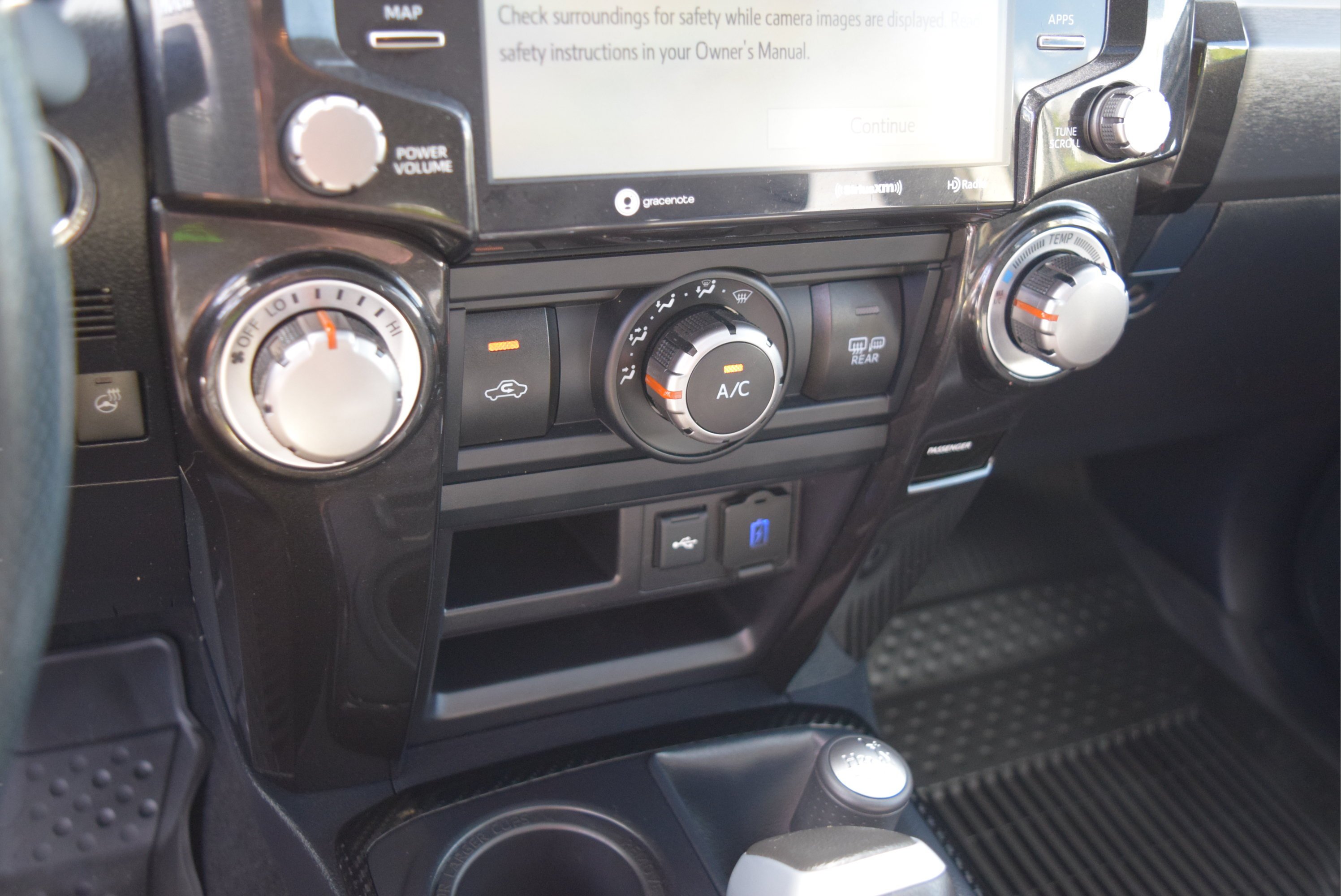 Used 2023 Toyota 4Runner TRD Off-Road Premium w/ Off Road Premium Plus Package AWD/4WD image 18