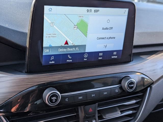 Certified 2020 Ford Escape Titanium image 18