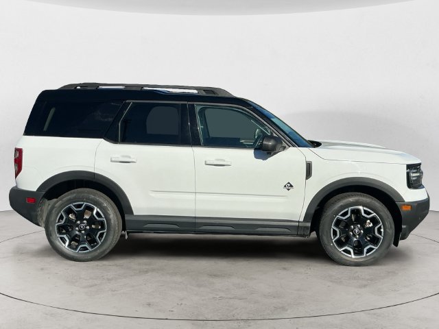 Certified 2025 Ford Bronco Sport Outer Banks w/ Outer Banks Tech Package+ AWD/4WD image 4