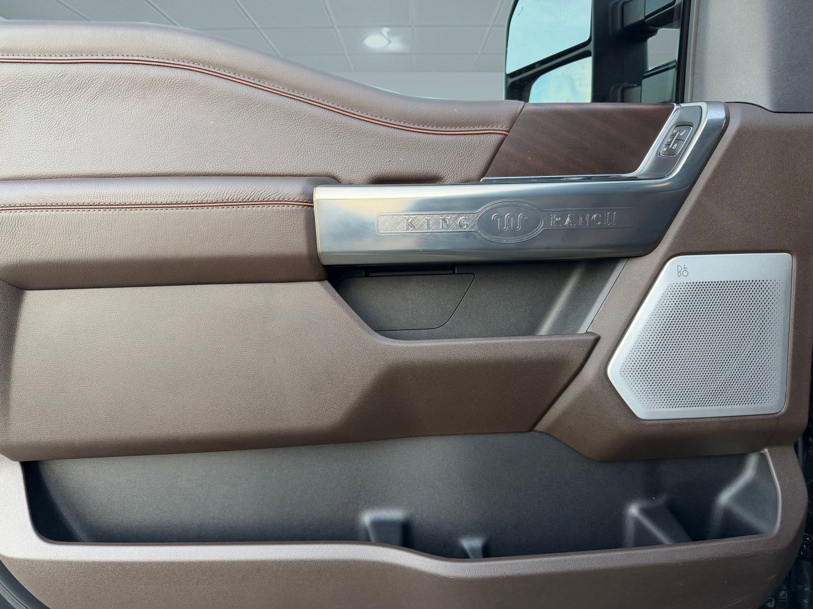 Certified 2025 Ford F250 King Ranch w/ Tremor Off-Road Package image 23