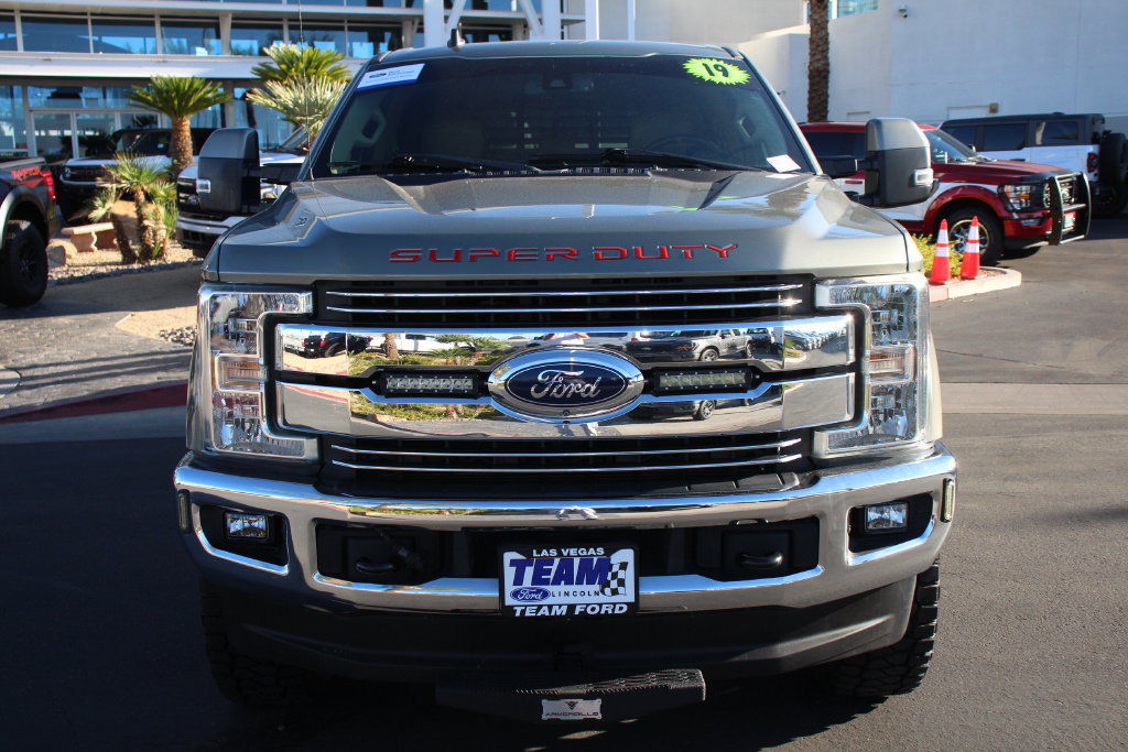 Certified 2019 Ford F350 Lariat w/ Lariat Ultimate Package AWD/4WD image 11
