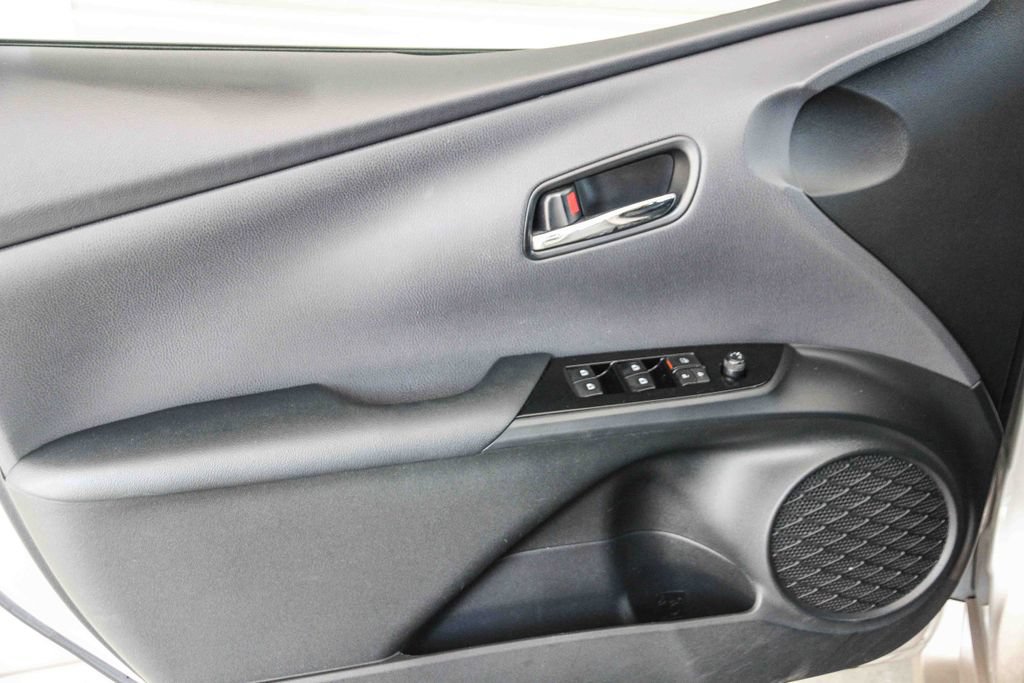 Used 2017 Toyota Prius Prime Premium w/ Carpet Mat Package FWD image 21