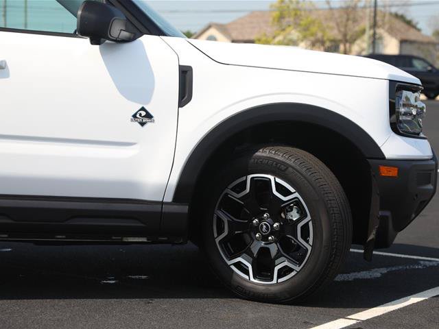 Certified 2025 Ford Bronco Sport Outer Banks w/ Outer Banks Tech Package+ AWD/4WD image 6