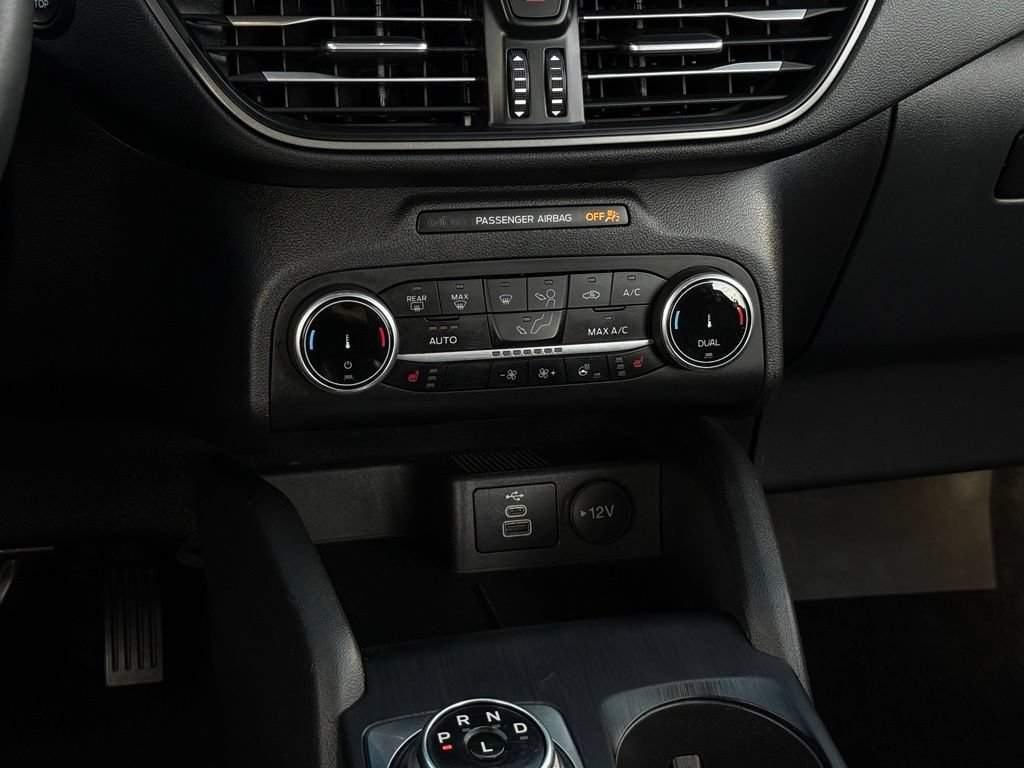 Certified 2024 Ford Escape Active AWD/4WD image 17