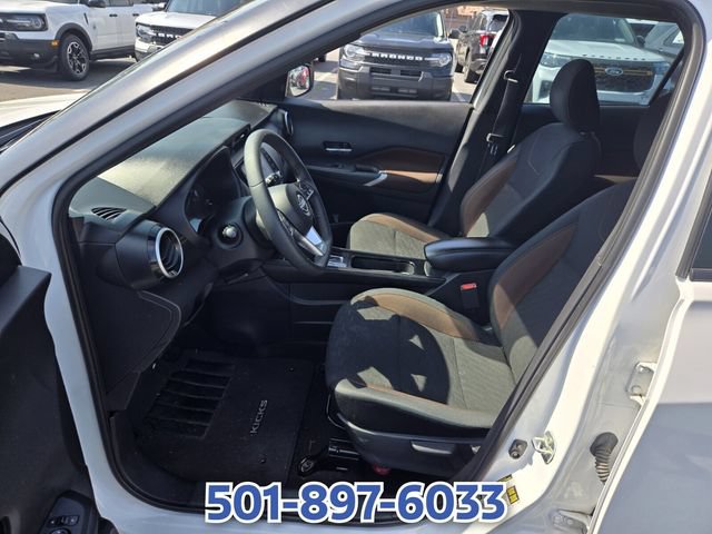 Used 2024 Nissan Kicks SR FWD image 10