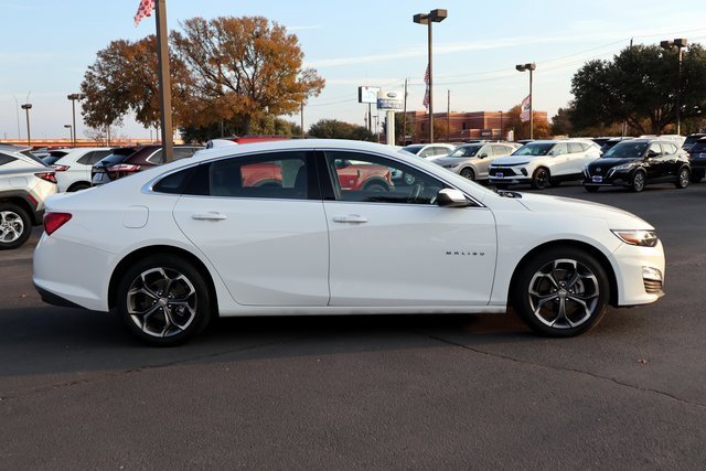 Used 2023 Chevrolet Malibu LT image 11