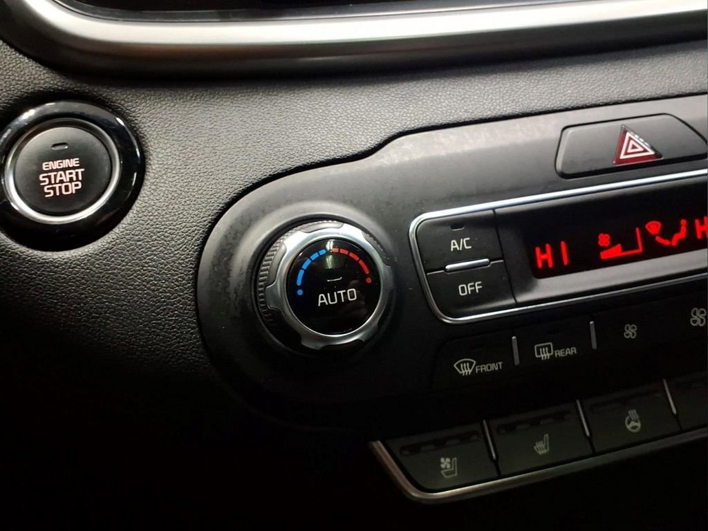 Used 2019 Kia Sorento SX FWD image 11