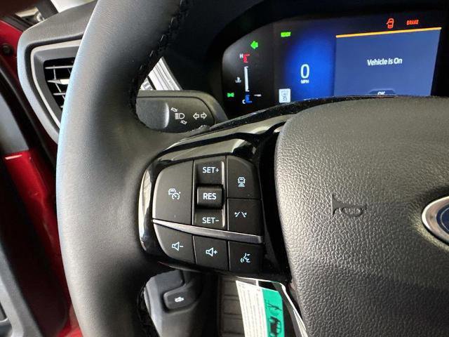 Certified 2025 Ford Escape Base image 17