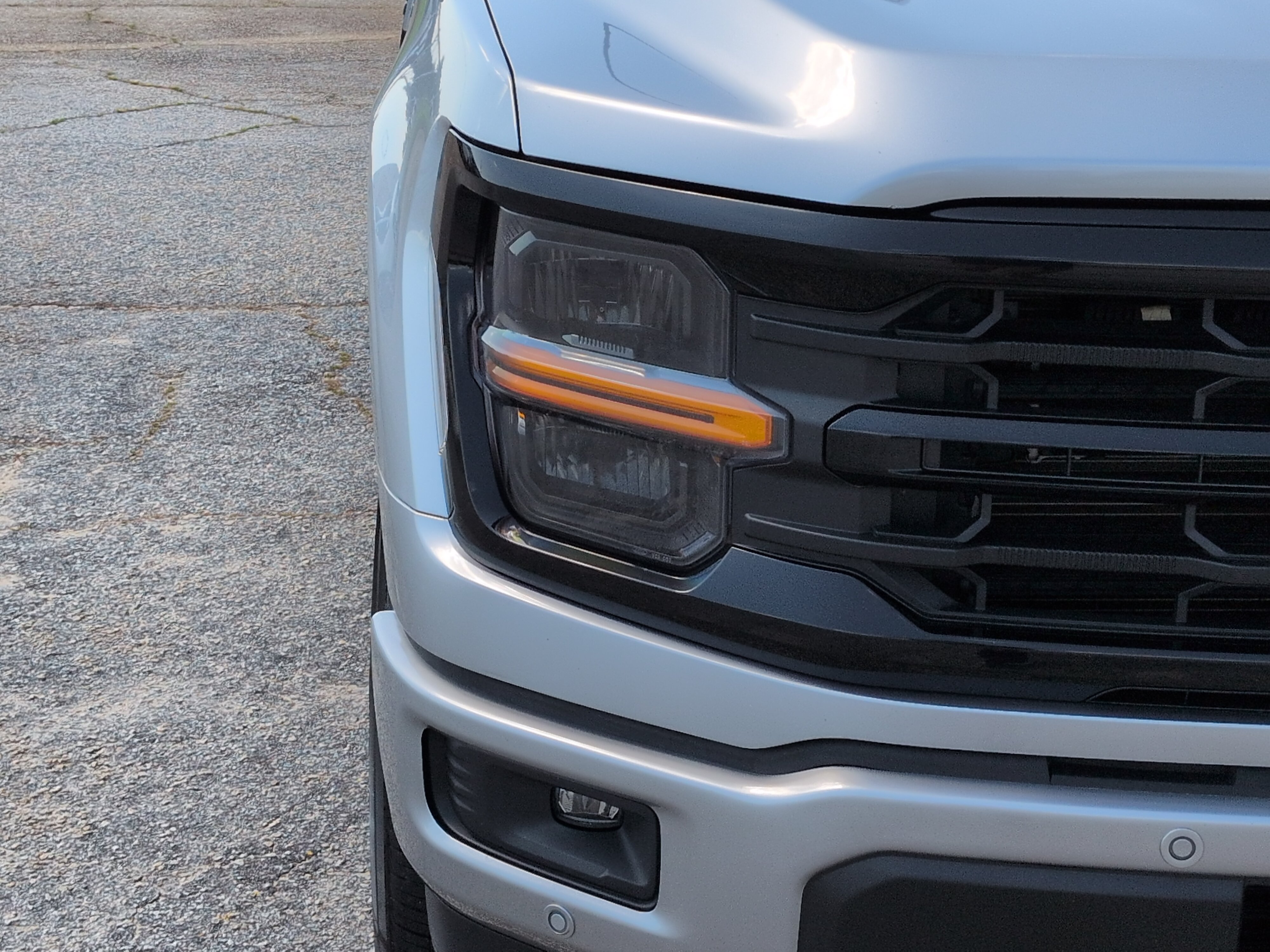 Certified 2024 Ford F150 XLT w/ Equipment Group 302A MID AWD/4WD image 8