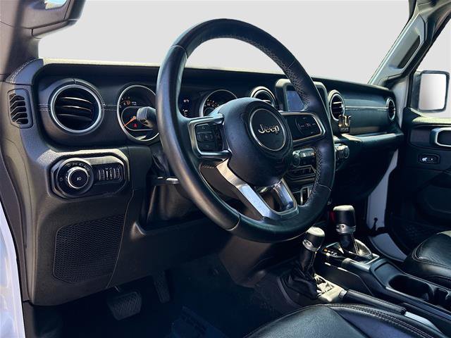 Used 2018 Jeep Wrangler Unlimited Sahara w/ Safety Group AWD/4WD image 6