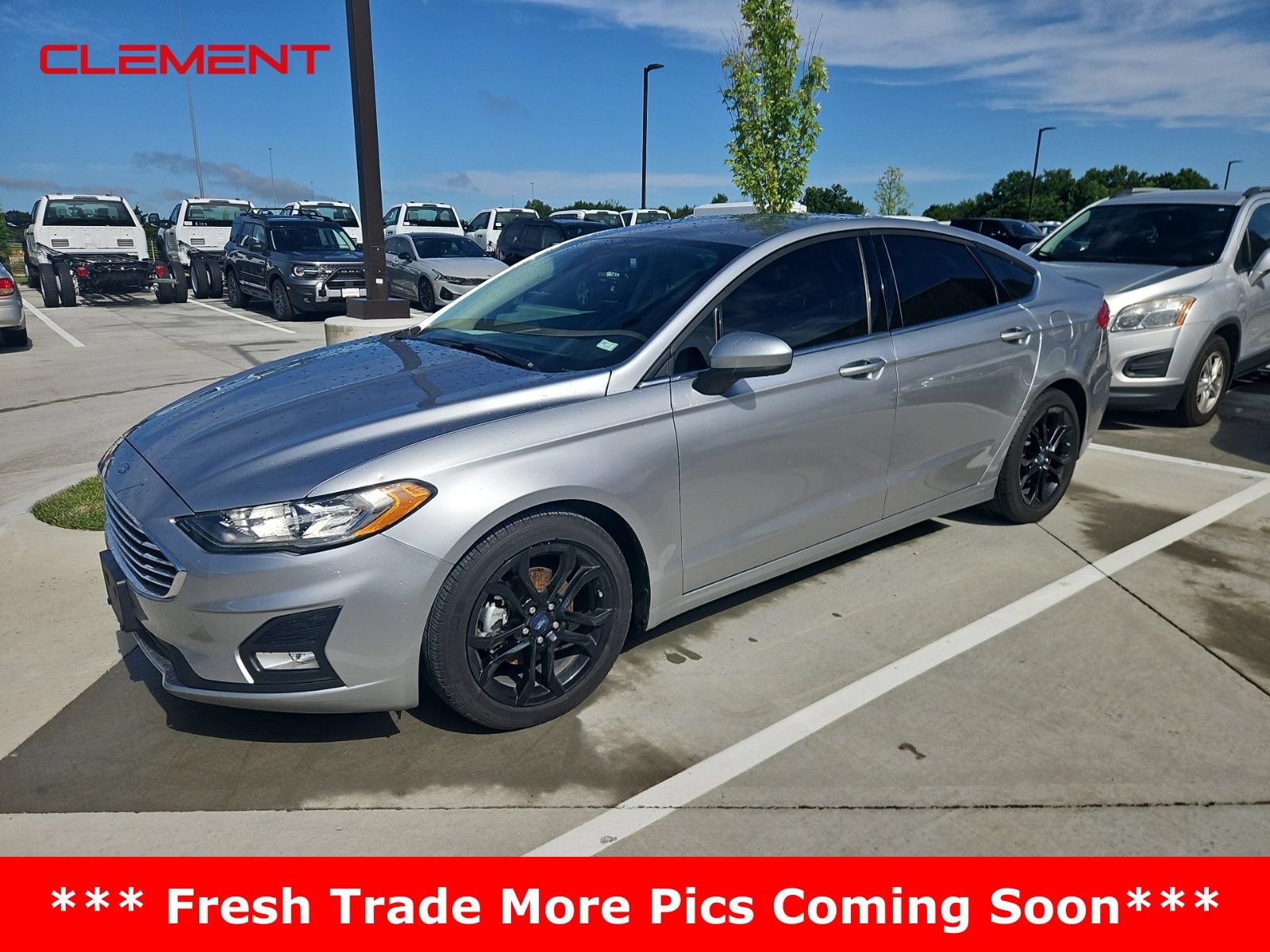 Certified 2020 Ford Fusion SE w/ Equipment Group 151A FWD image 3