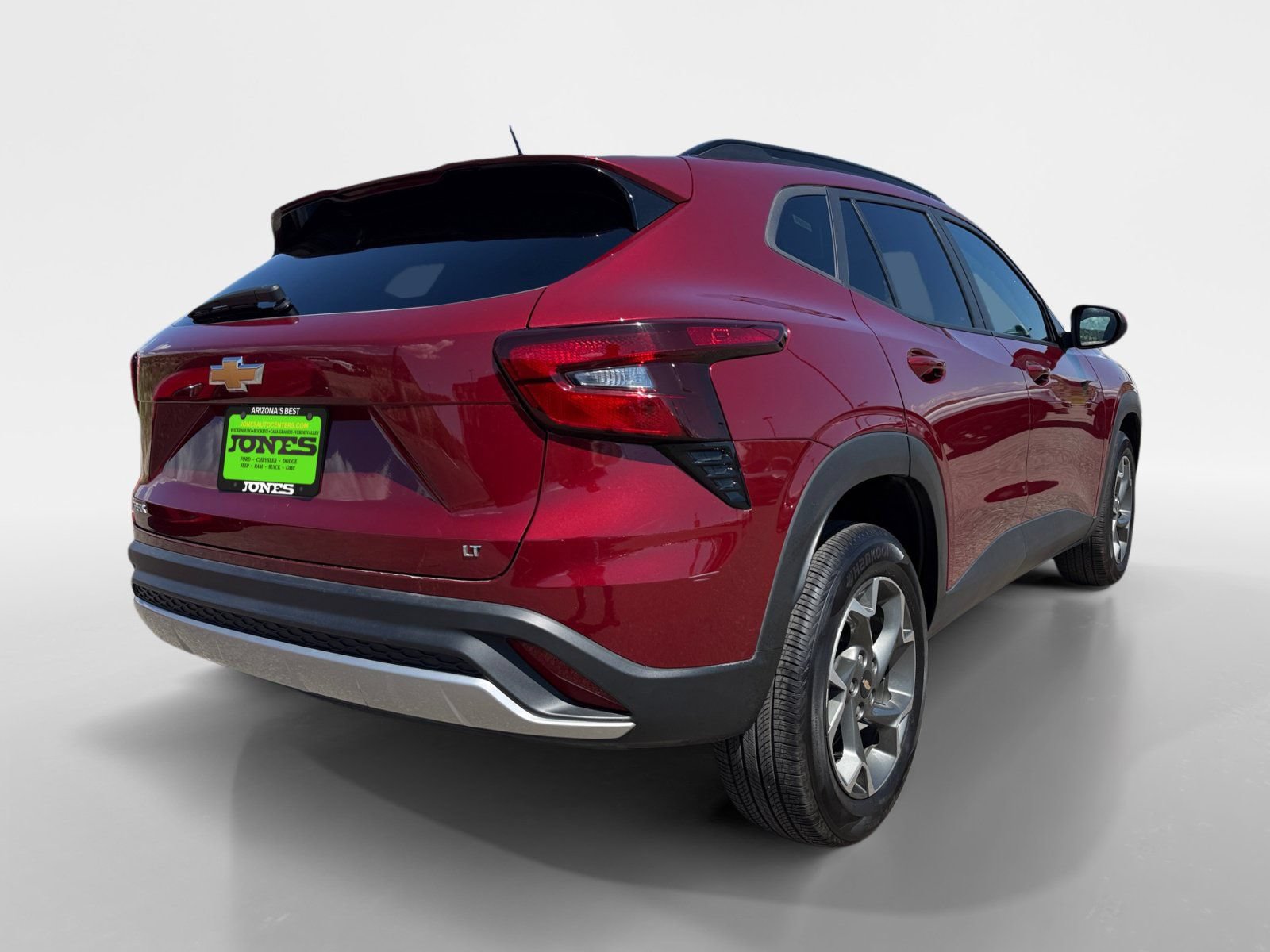 Used 2025 Chevrolet Trax LT w/ LT Convenience Package FWD image 7