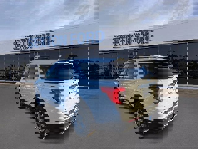 Certified 2023 Ford Explorer XLT w/ Equipment Group 202A image 5
