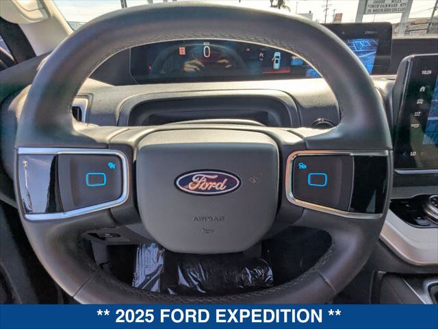 Certified 2025 Ford Expedition Active RWD image 13