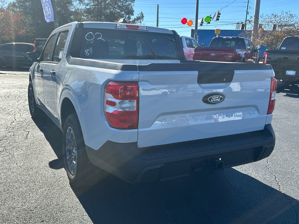 Certified 2025 Ford Maverick XLT w/ XLT Luxury Package FWD image 5