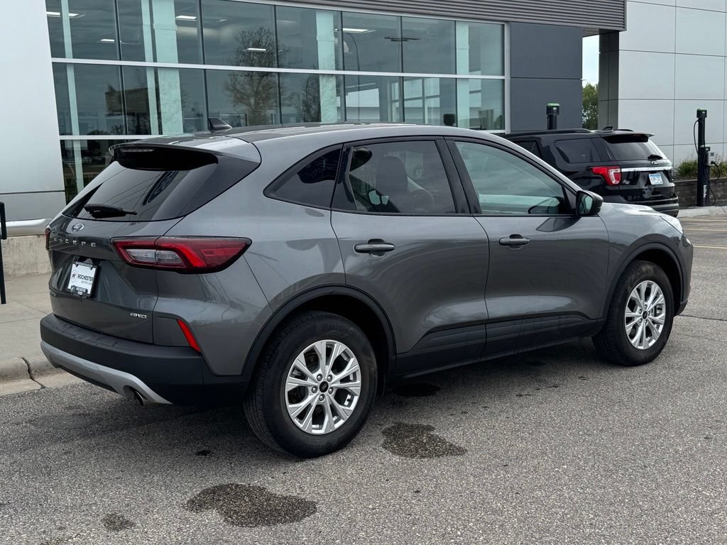 Certified 2025 Ford Escape Active AWD/4WD image 46