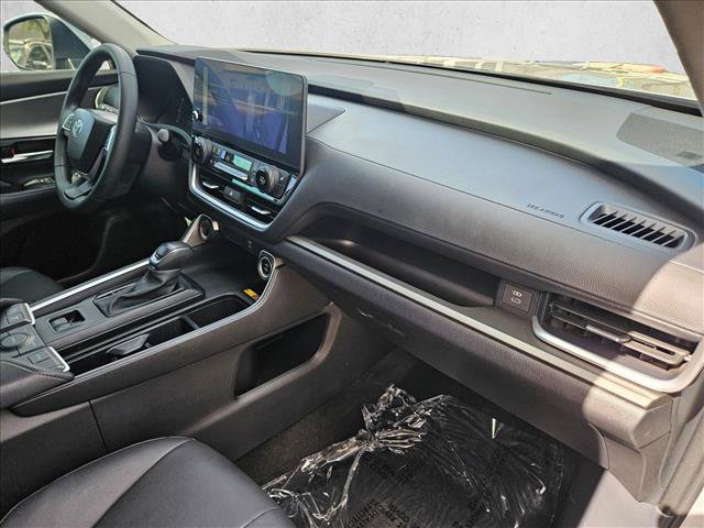 Used 2025 Toyota Grand Highlander FWD image 25