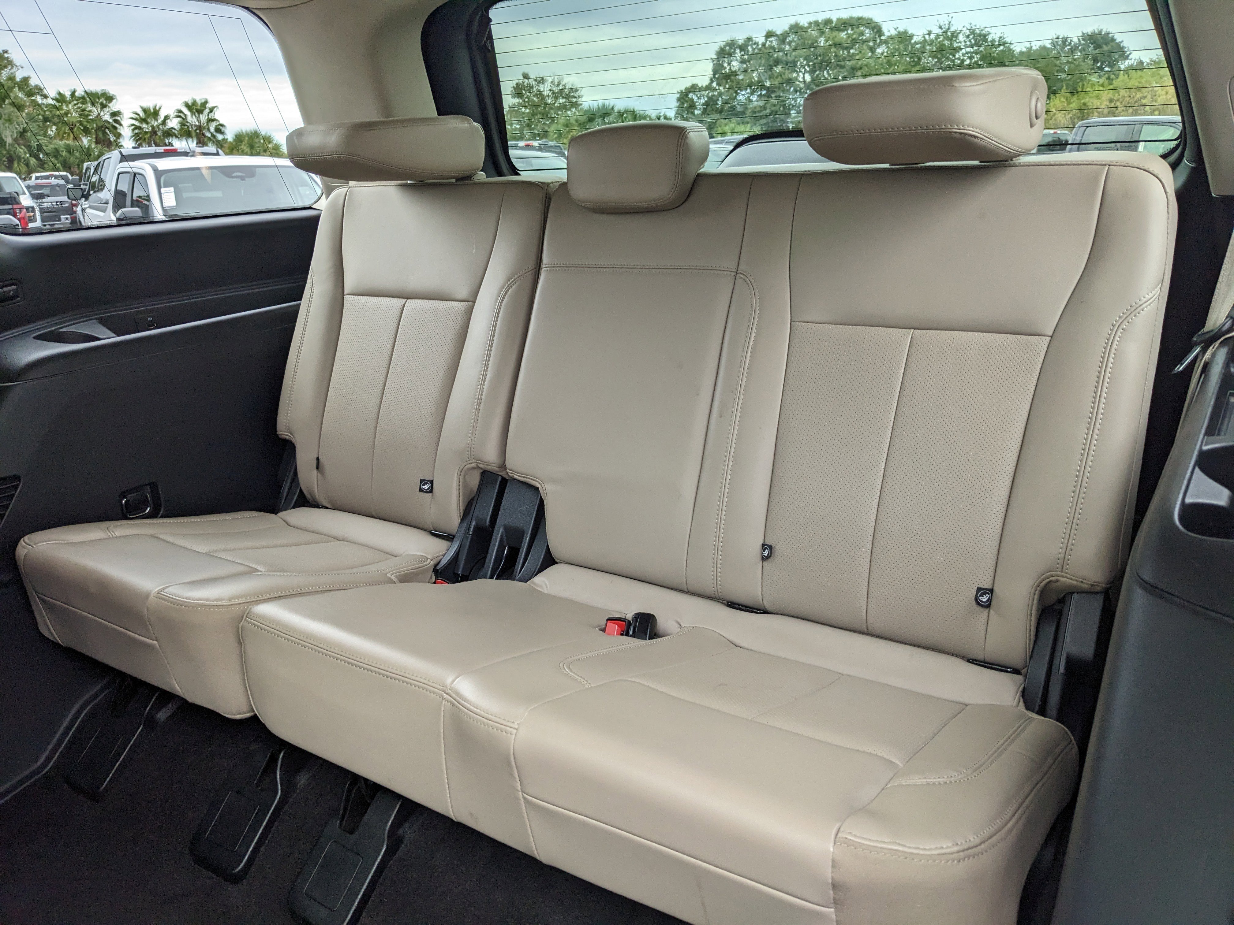 Certified 2022 Ford Expedition XLT image 21