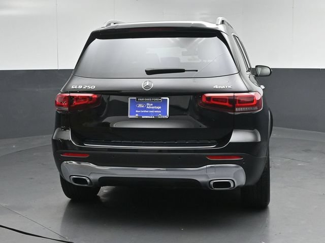 Used 2022 Mercedes-Benz GLB 250 4MATIC image 3