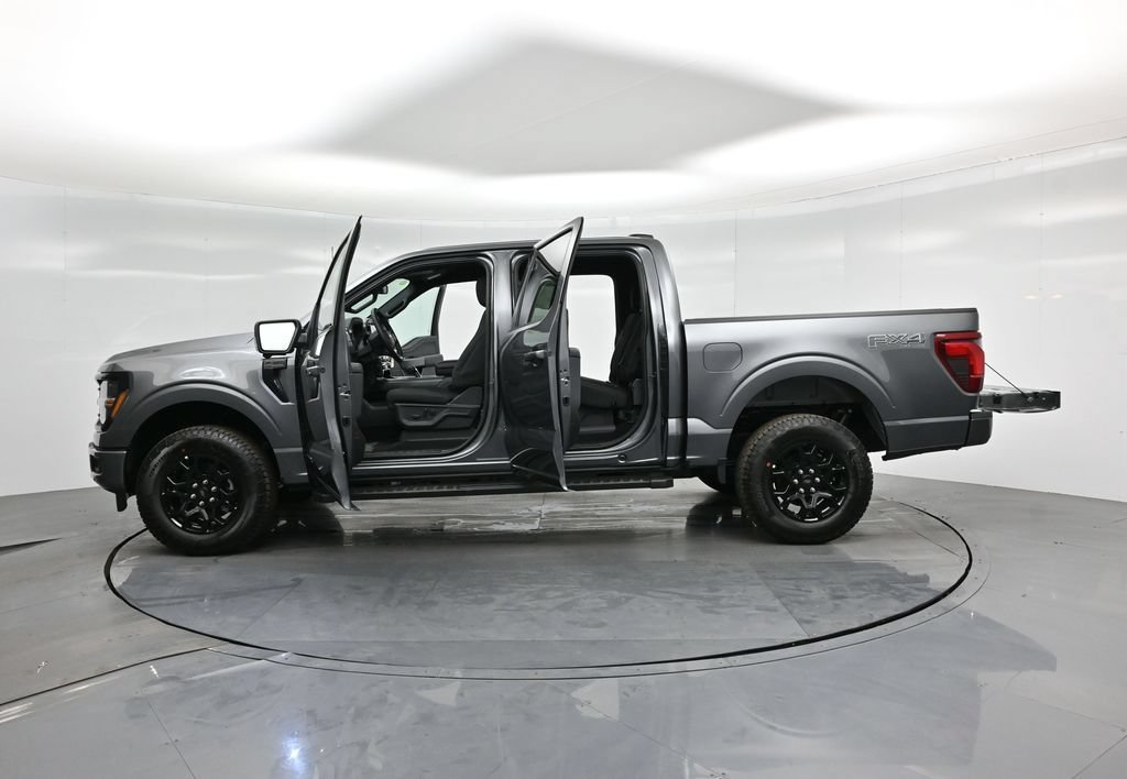 Certified 2025 Ford F150 XLT w/ Equipment Group 302A MID AWD/4WD image 37
