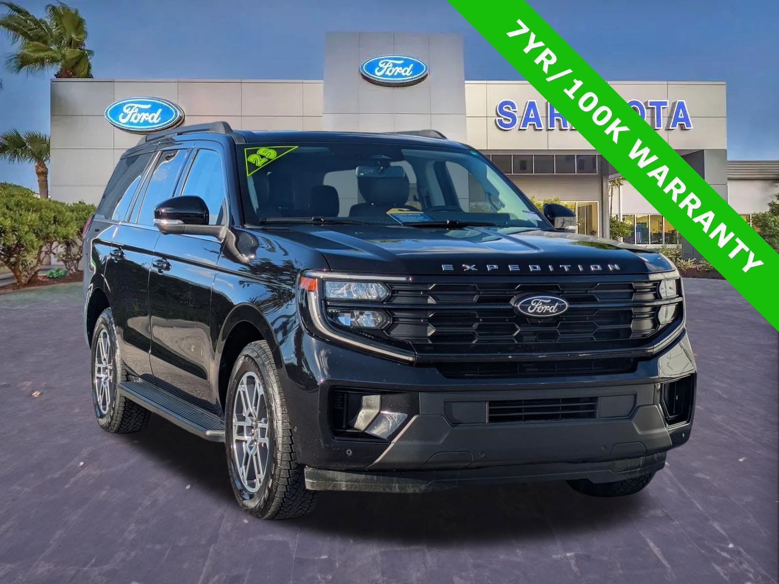 Certified 2025 Ford Expedition Active AWD/4WD video 1