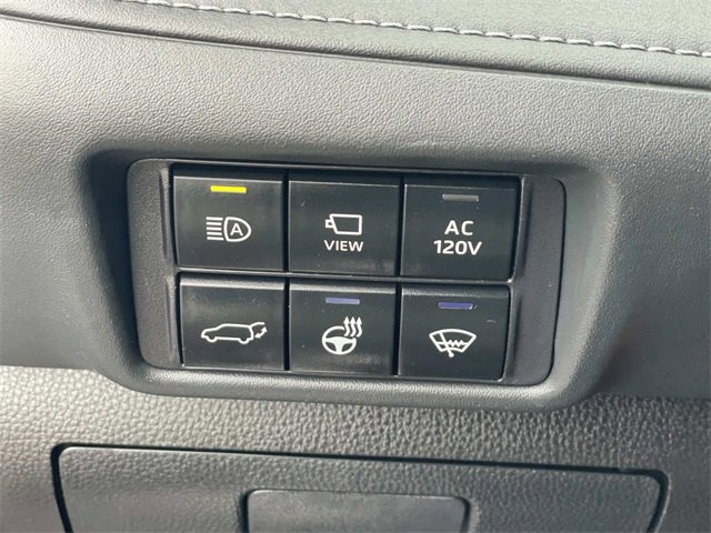 Used 2022 Toyota Highlander Platinum image 17