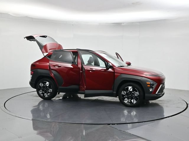 Used 2025 Hyundai Kona SEL FWD image 52
