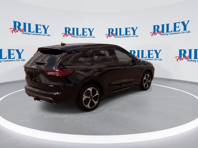 Certified 2025 Ford Escape ST-Line Elite w/ Premium Technology Package AWD/4WD image 9