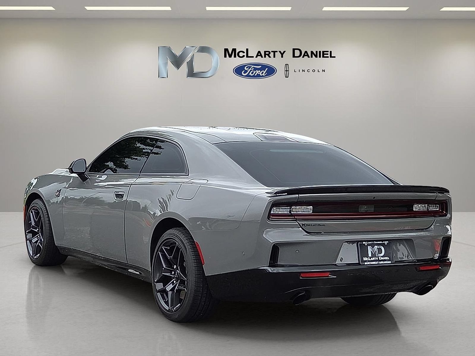 Used 2026 Dodge Charger Scat Pack w/ Blacktop Package AWD/4WD image 4