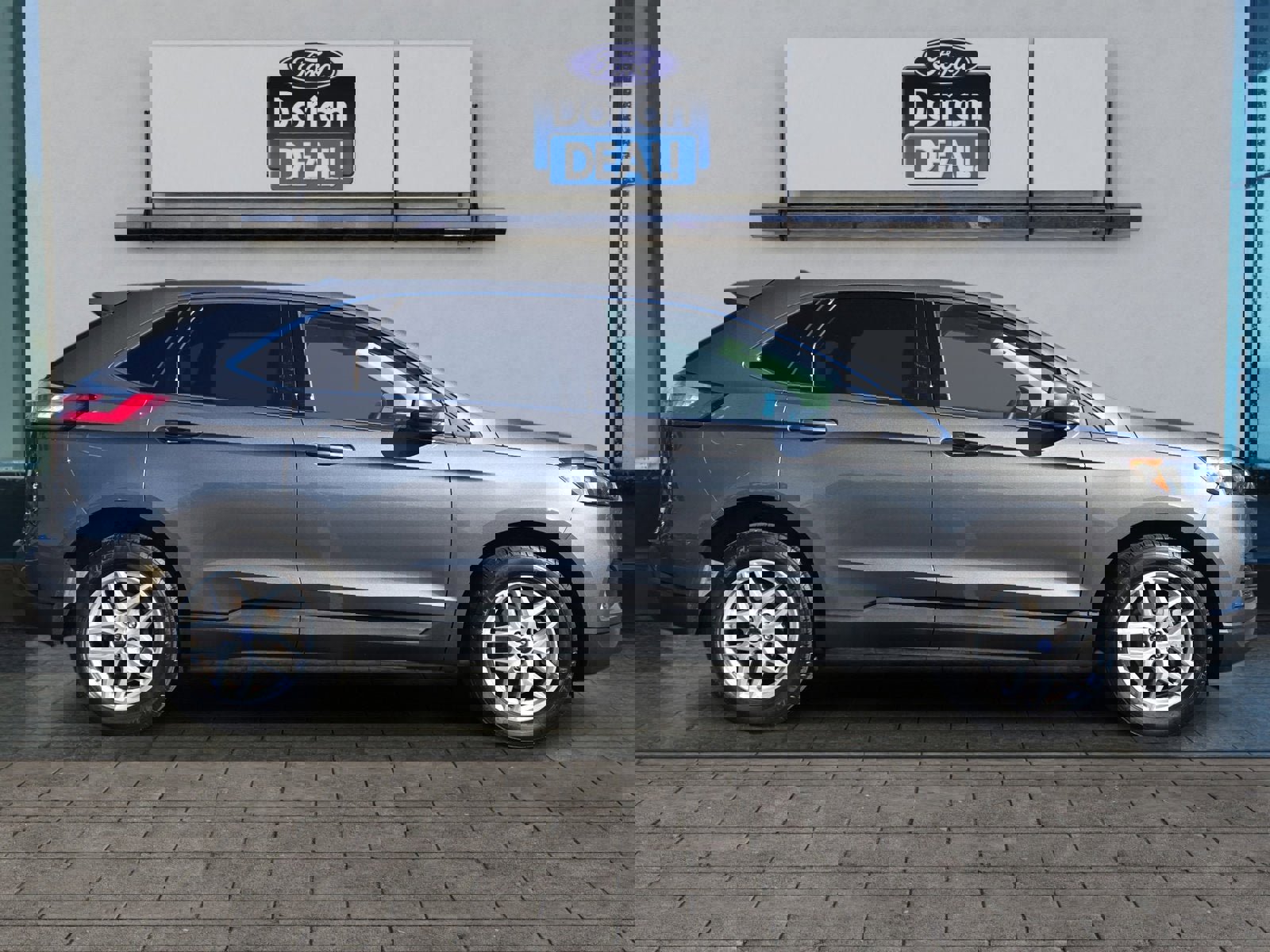 Certified 2022 Ford Edge SEL w/ Convenience Package image 6