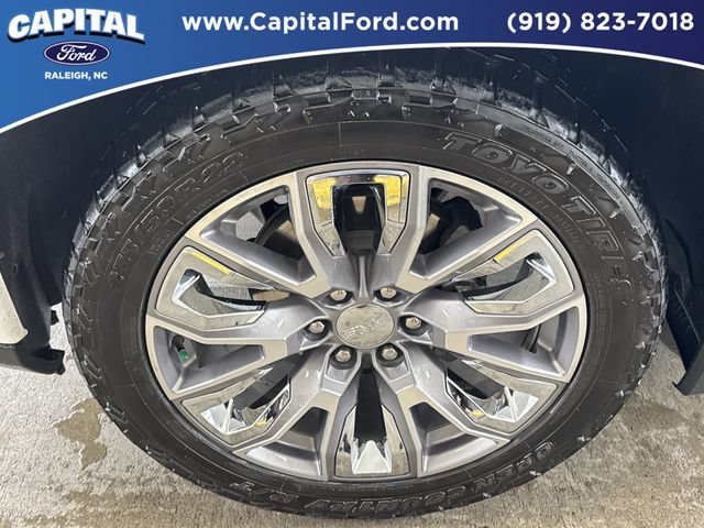Used 2024 GMC Sierra 1500 Denali w/ Denali Reserve Package AWD/4WD image 13