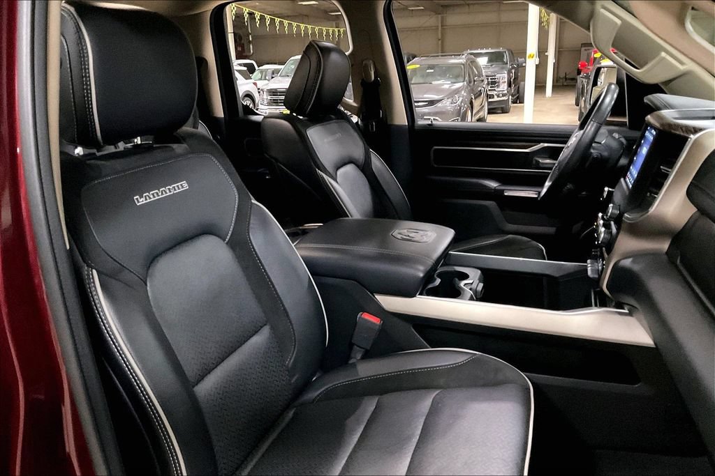 Used 2020 RAM 1500 Laramie AWD/4WD image 7