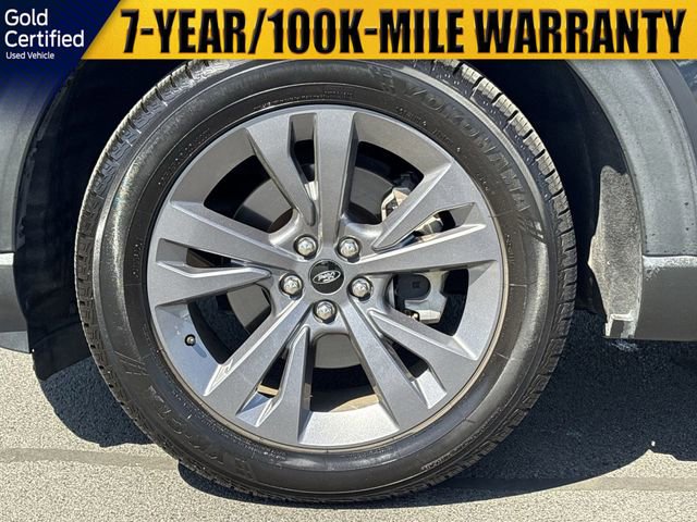 Certified 2022 Ford Explorer XLT w/ Equipment Group 202A image 19