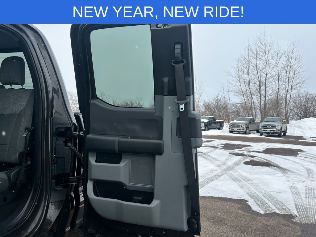 Certified 2024 Ford F350 XLT image 20