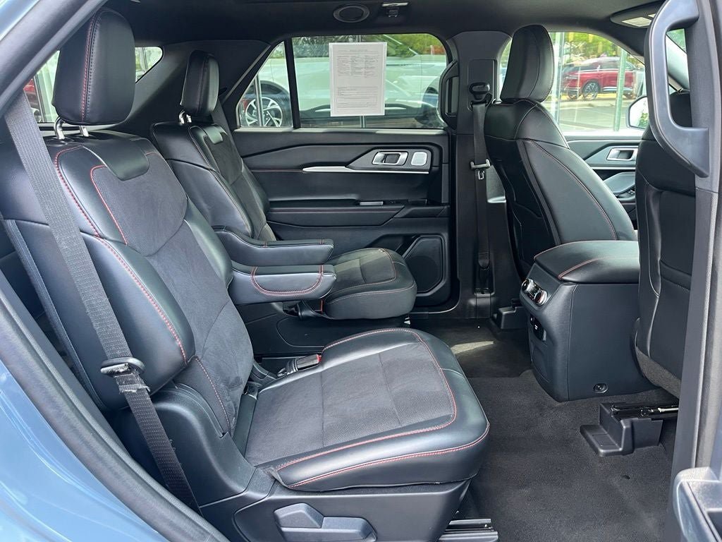 Certified 2025 Ford Explorer ST w/ Sun And Sound Package AWD/4WD image 20