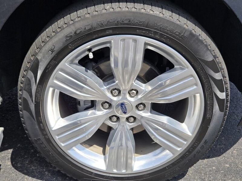 Certified 2024 Ford Expedition Max Platinum AWD/4WD image 23