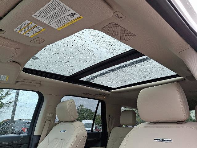Certified 2022 Ford Expedition Max Platinum image 15