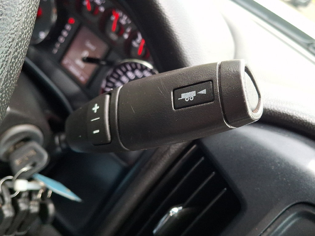 Used 2018 GMC Sierra 2500 4x4 Crew Cab w/ Sierra Convenience Package image 16