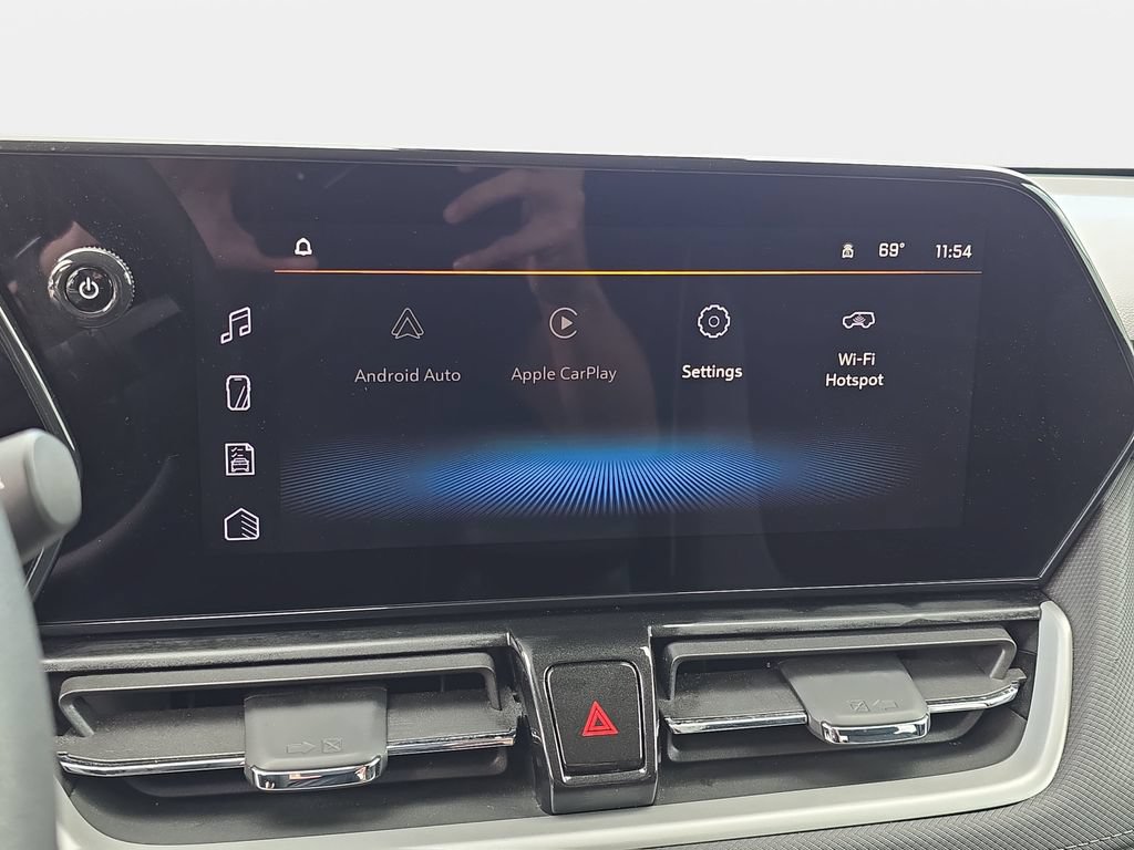 Used 2025 Chevrolet TrailBlazer LT AWD/4WD image 18