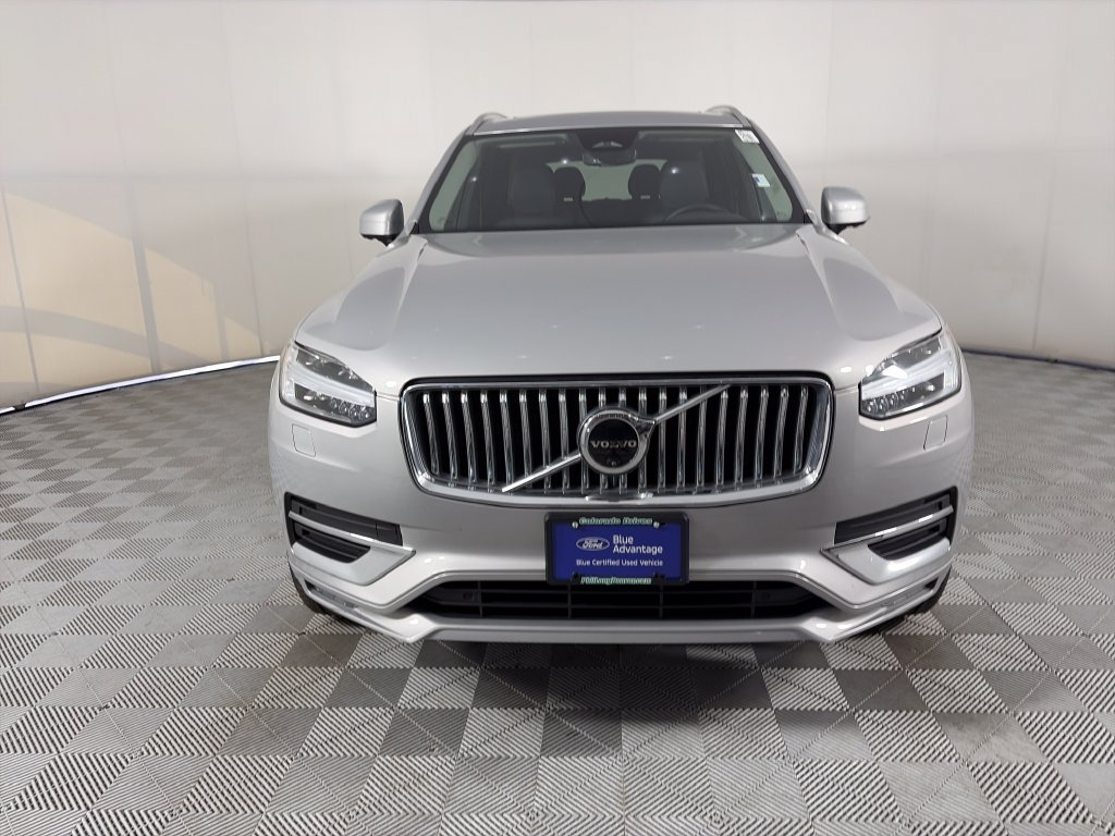 Used 2024 Volvo XC90 B5 Plus AWD/4WD image 2