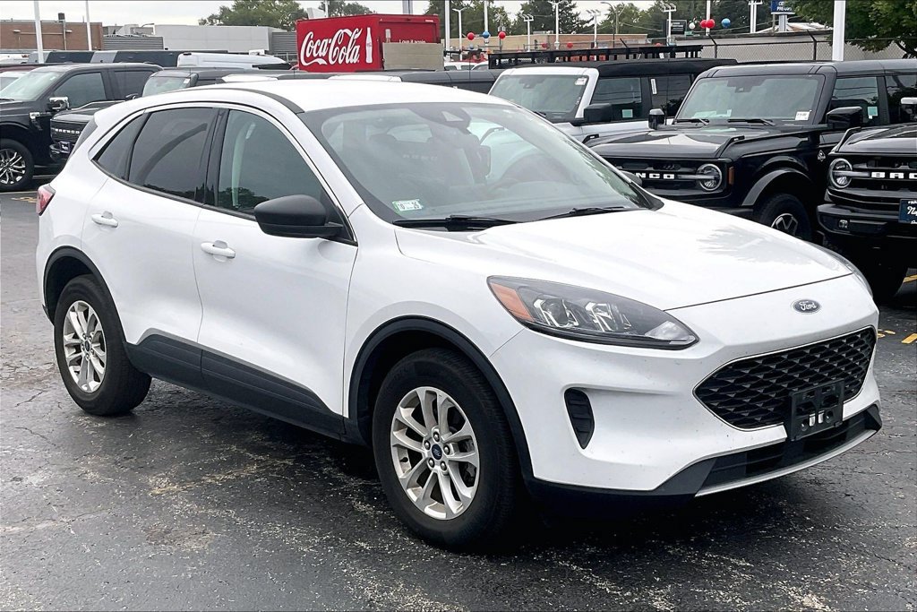 Certified 2022 Ford Escape SE w/ Cold Weather Package AWD/4WD image 34