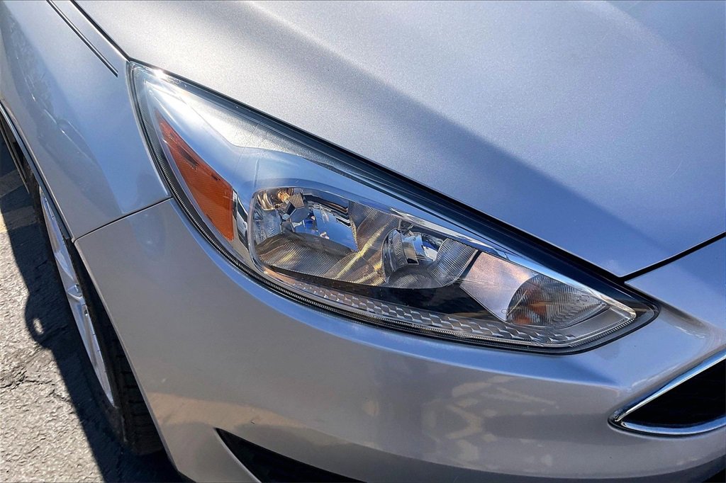 Certified 2017 Ford Focus SE image 26