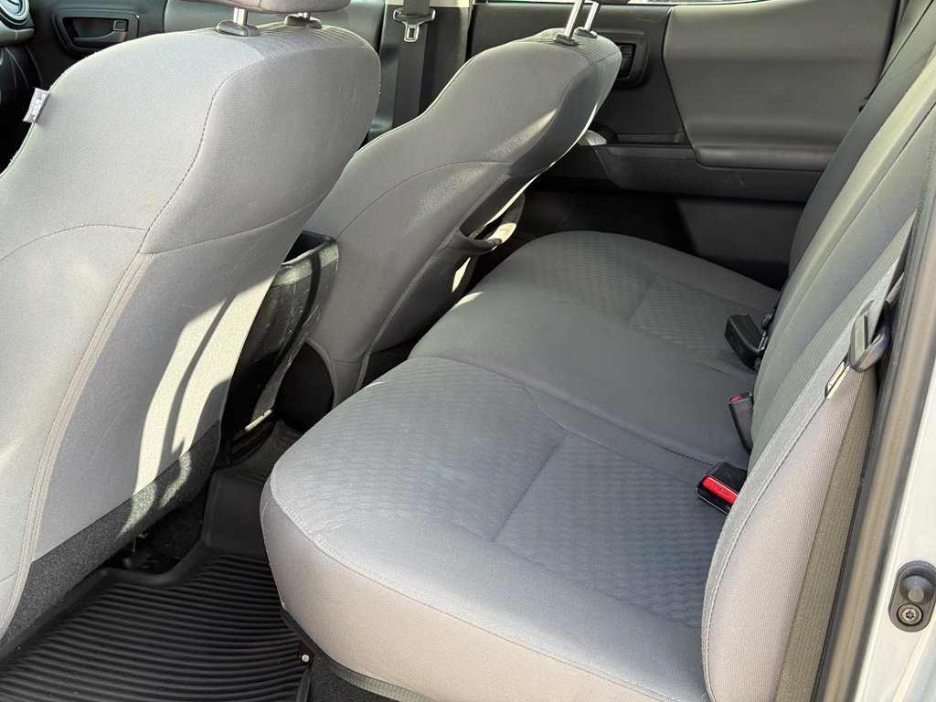 Used 2021 Toyota Tacoma SR5 RWD image 8