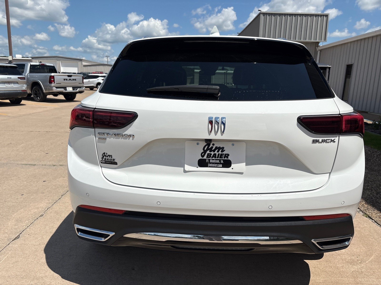 Used 2024 Buick Envision Preferred AWD/4WD image 9
