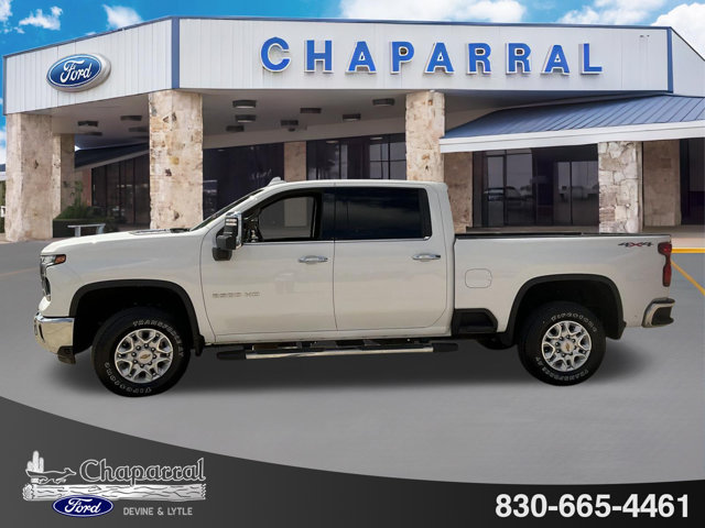 Used 2024 Chevrolet Silverado 2500 LTZ AWD/4WD image 3