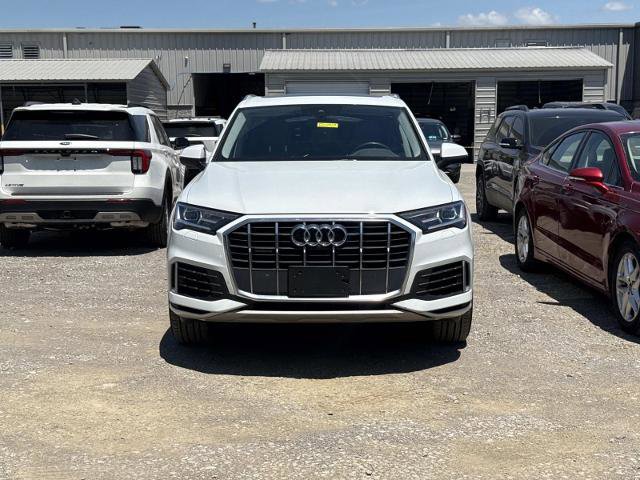 Used 2021 Audi Q7 3.0T Premium w/ Convenience Package AWD/4WD image 2